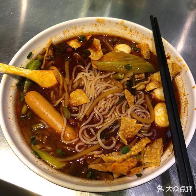 香肠螺蛳粉图片