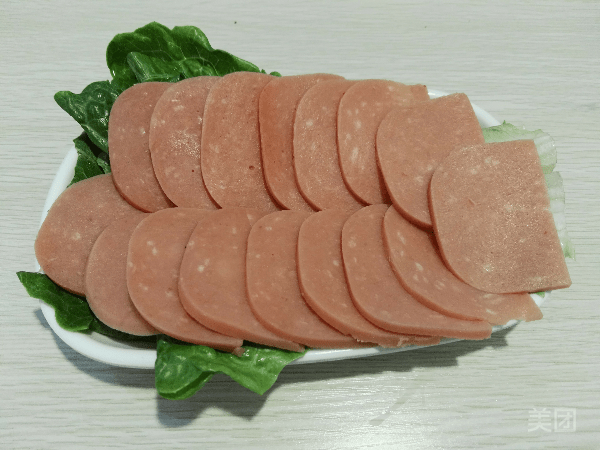 午餐肉图片