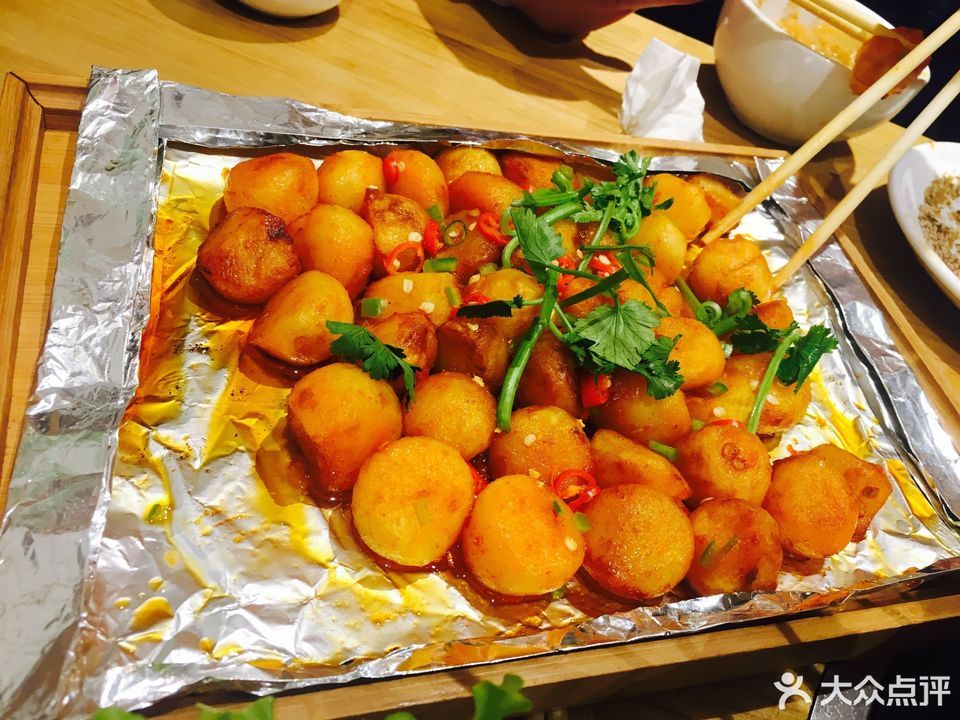 锡纸小土豆图片