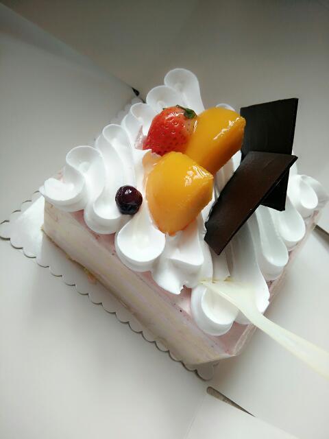 推荐菜:天力蛋糕位于开封市顺河回族区公园路与新宋路交汇处附近西北