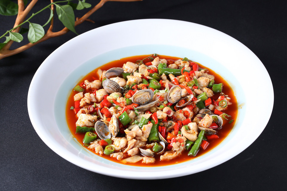 纯色花甲兔图片