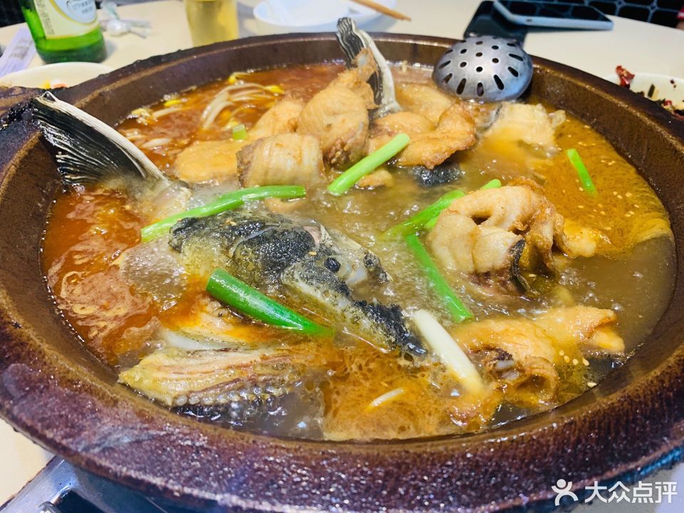 重慶石鍋魚中劉路店