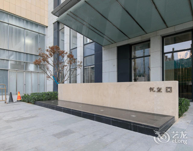 怎么去,怎么走,在哪,在哪里,在哪儿):济南市历城区华茂路汉峪金谷a5-2