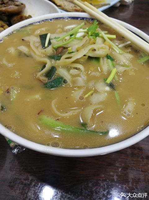 小谭刀削面颖西八分店