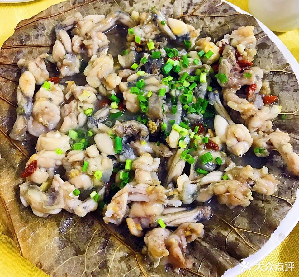 荷叶蒸石蛤图片