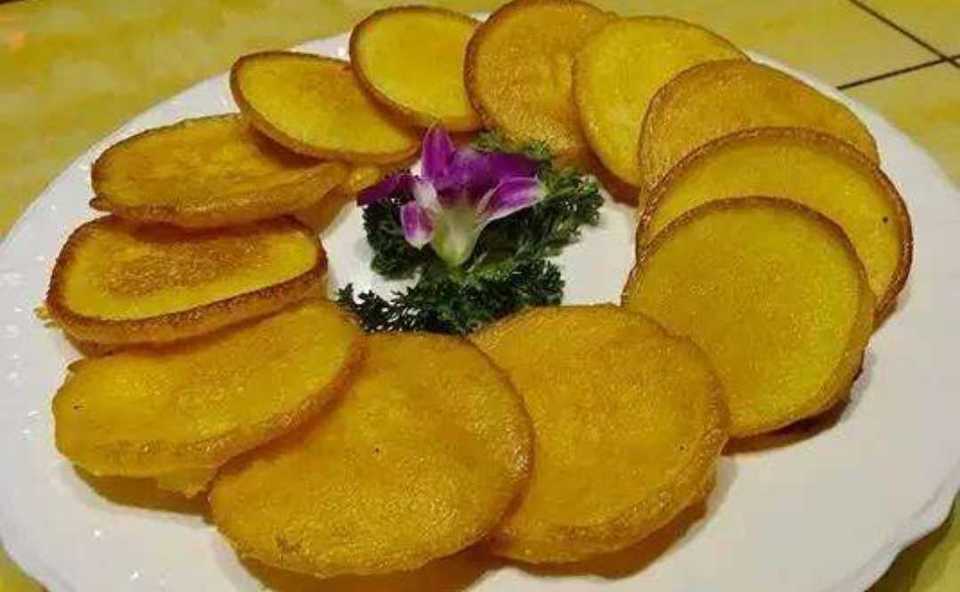 推荐菜:张记位于安康市紫阳县城关镇紫府路中段紫阳中学斜对面