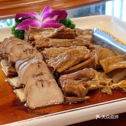 新天居大酒店武汉路店
