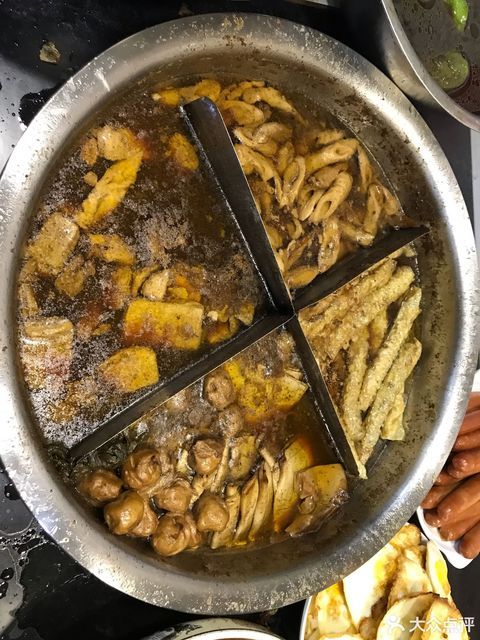 正宗济宁甏肉干饭逵泉东路店