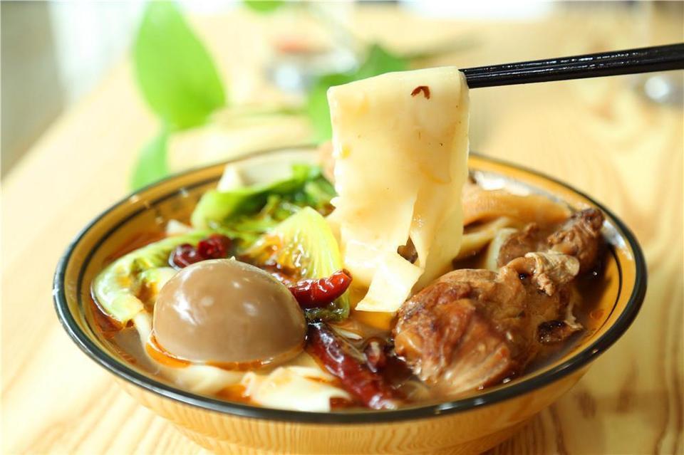 安徽牛肉板面(体育大街)图片