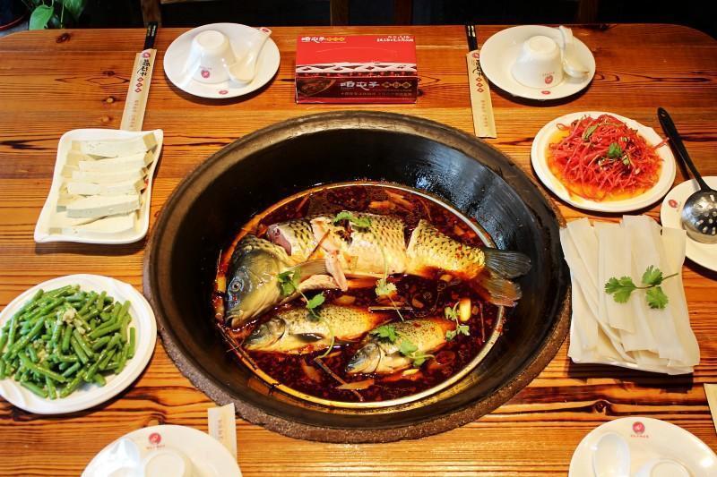 咱屯子锅台鱼济宁红星店