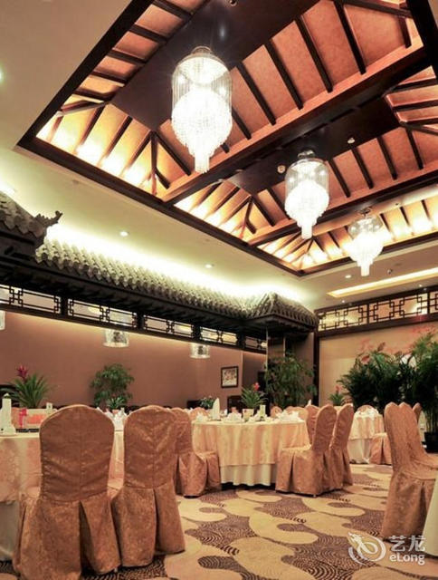 沈阳七宝山饭店