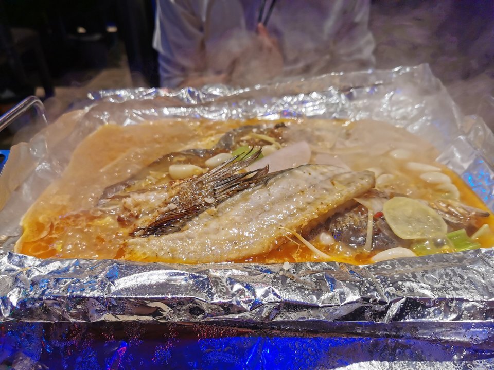 渔城纸包鱼霞阳店