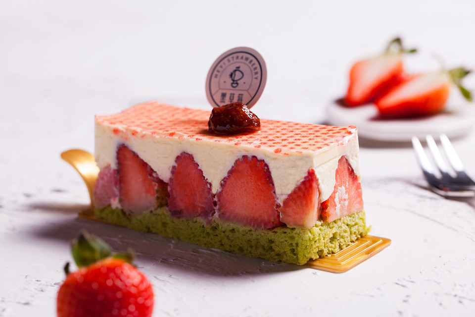 草莓法式奶油蛋糕图片