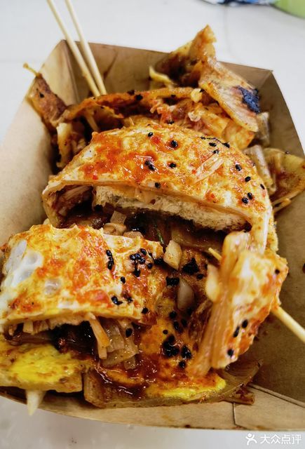 臭豆腐烤冷面图片