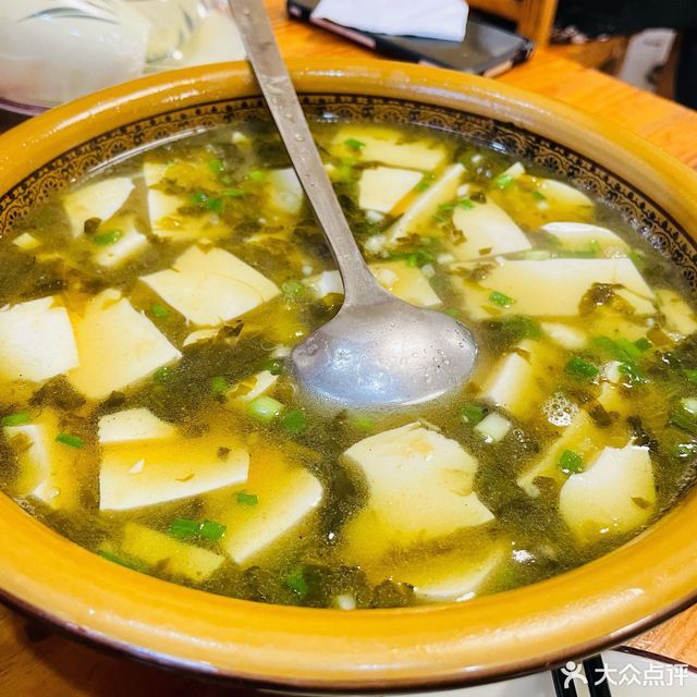 酸菜豆腐汤图片