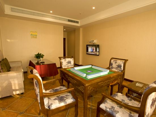 市江油建新路228号(龙溪谷旁)推荐菜:分类:星级酒店;酒店;宾馆酒店