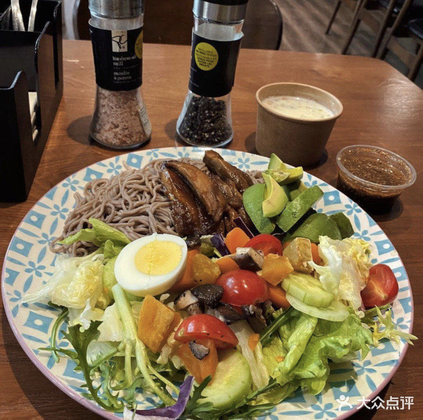 水果沙拉位于青岛市城阳区长城路青岛农业大学博爱餐厅 标签:餐饮外国