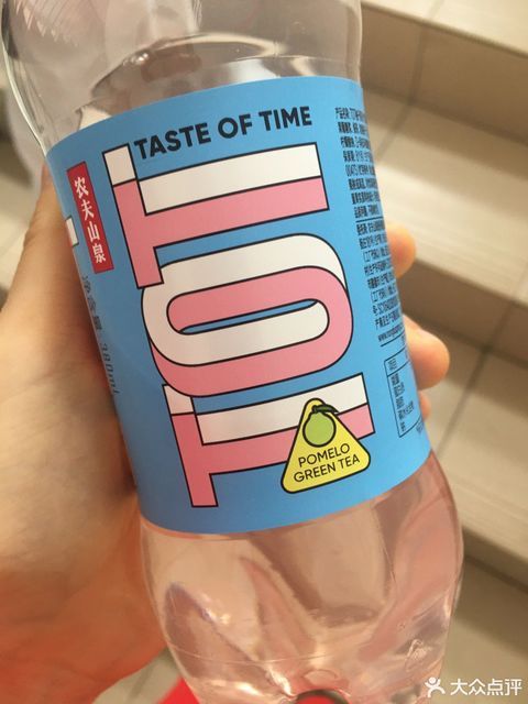 艾维乐蜜桃风味饮料下饭裙带菜辣炒鱿鱼脚分类:餐馆;餐饮;外国菜;韩国