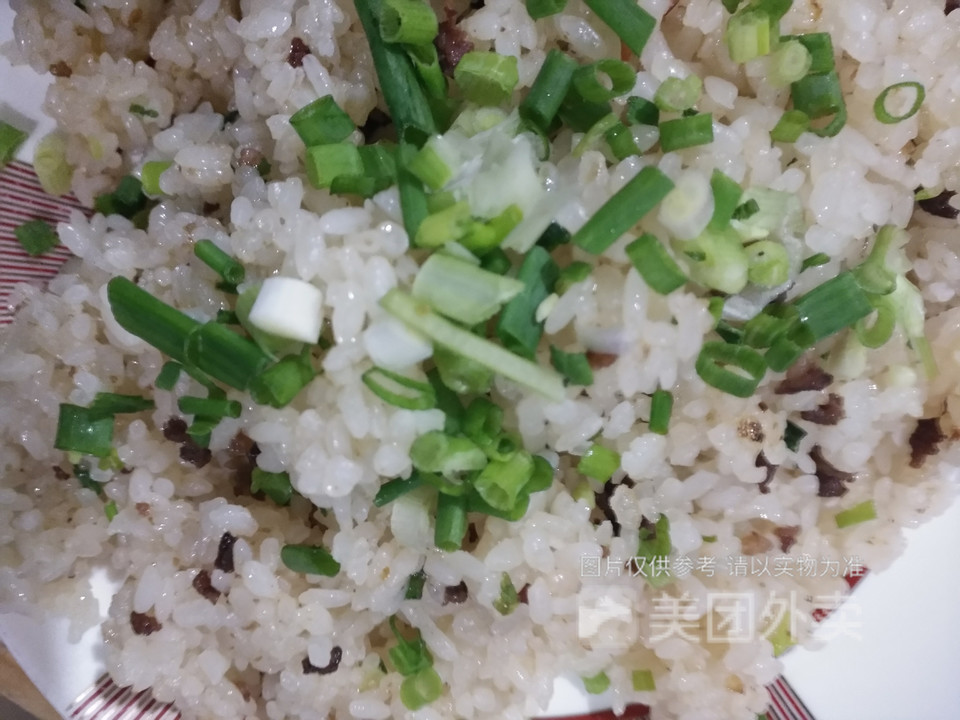 干巴苦菜炒饭图片