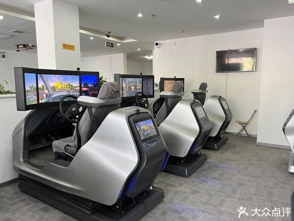 东方时尚驾校平乐园营业部