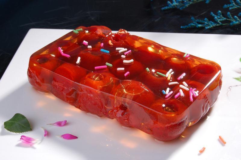 自制开胃山楂冻图片