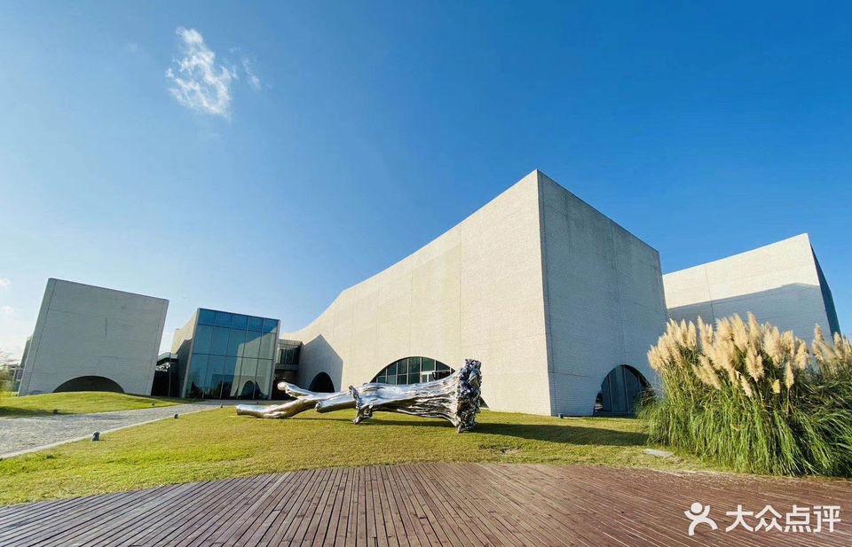 中央美术学院中法艺术与设计管理学院(上海校区)图片