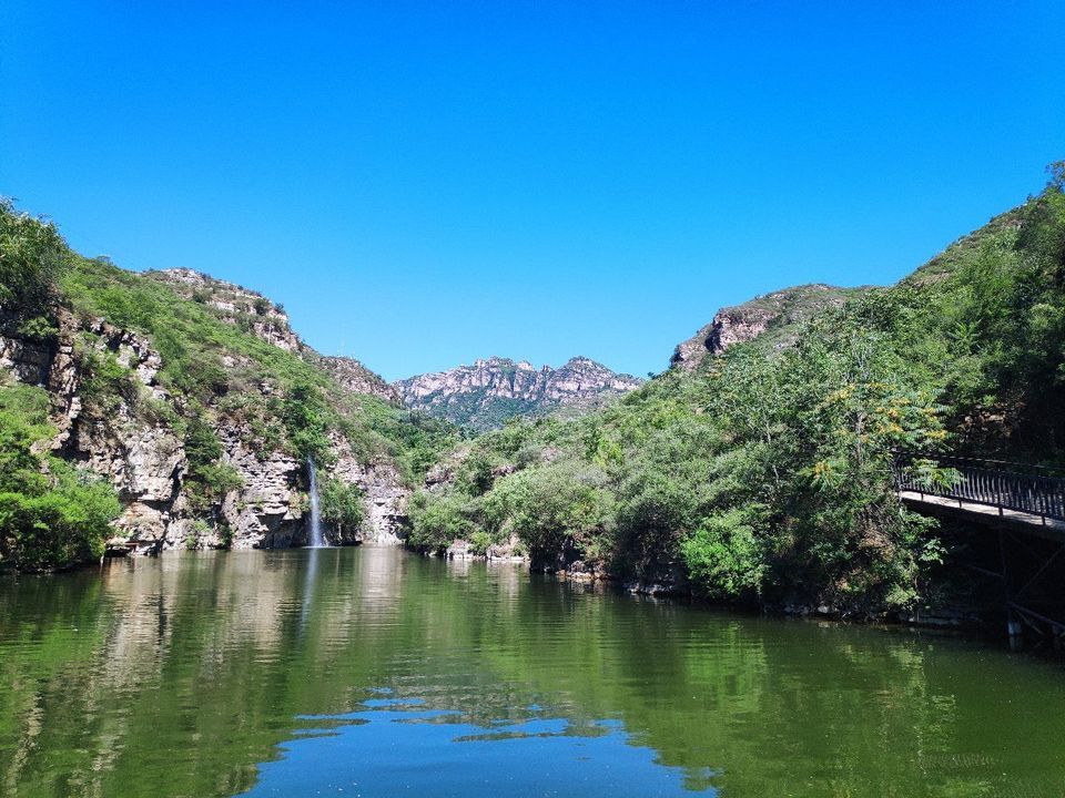 > 野三坡大峡谷