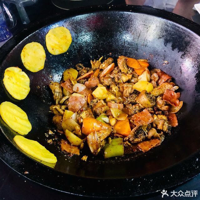 【红门柴火鸡柴火鸭(明发商业广场店)】红门柴火鸡柴火鸭(明发商业