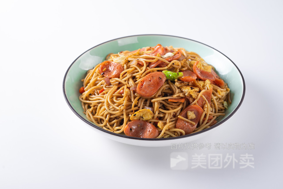 火腿肠炒面图片