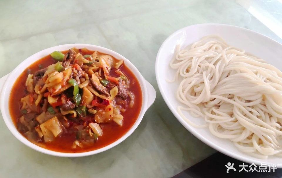 【托克遜過油肉拌麵】托克遜過油肉拌麵電話_托克遜過油肉拌麵怎麼樣_