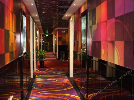 上海艾森主题酒店