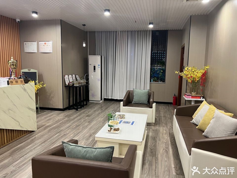 怎么去,怎么走,在哪,在哪里,在哪儿):广州市白云区盈通大厦电话:阿信