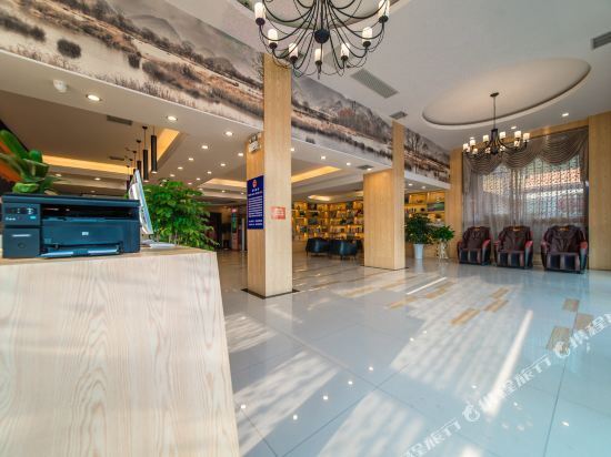 丽橙酒店(华祥商业中心店)