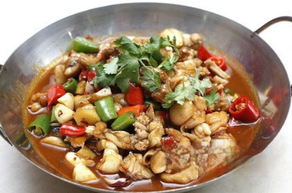 在哪里,在哪儿):佛山市顺德区东乐路与高坎路交汇处北嘟市基汉堡(大良