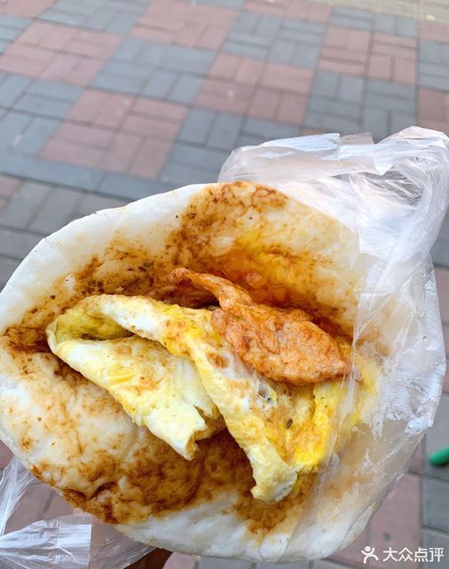 米饼夹鸡蛋