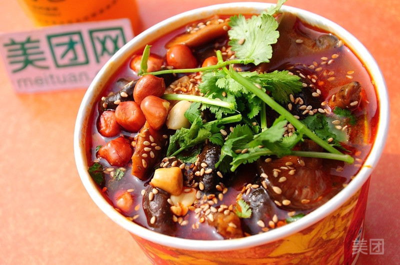 鸡肉香菇酸辣粉图片