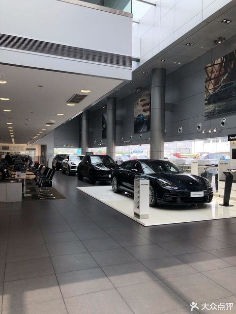 > 嘉兴晶晖国宴中心