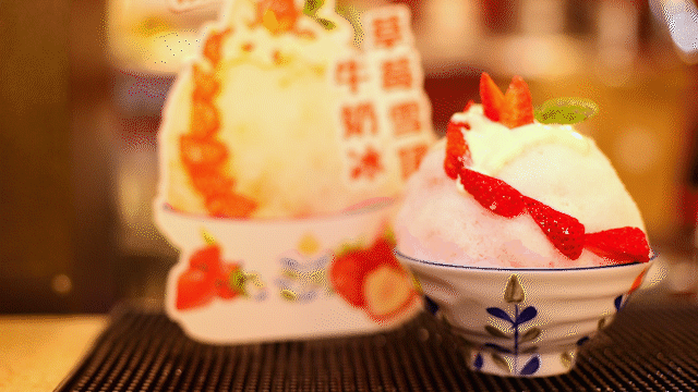 陆依萍重庆火锅商行龙湖时代天街店