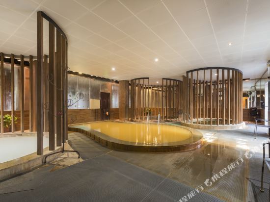 金龙建国温泉酒店