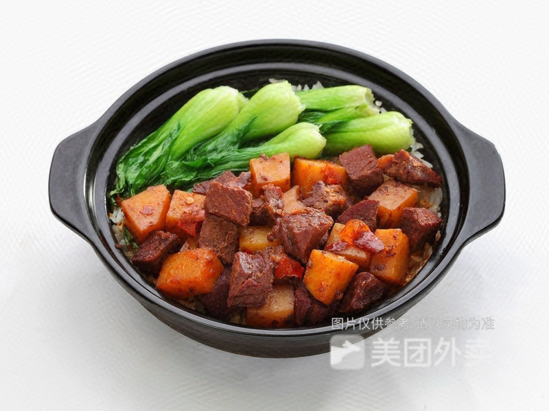 牛肉土豆煲仔饭图片