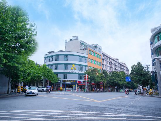 恩施土家族苗族自治州 住宿服务 酒店 > 天虹宾馆(大桥路四巷)