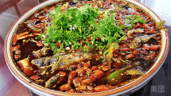 麻辣鲜香黄辣丁图片