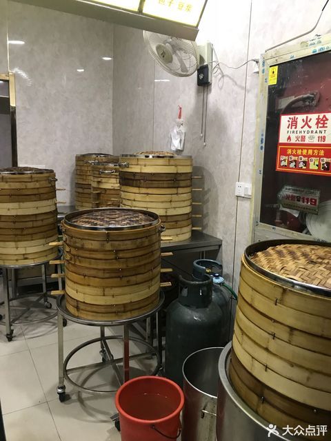标签:餐饮快餐中式快餐餐馆小吃小吃快餐店早餐中餐
