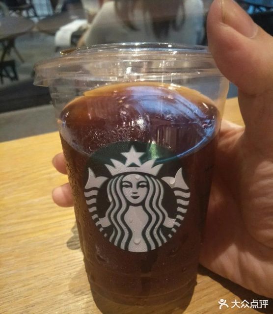 星巴克(三元里中心店)