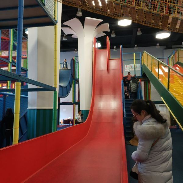 彻天彻地童玩中心