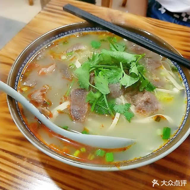 牛肉粉絲湯圖片