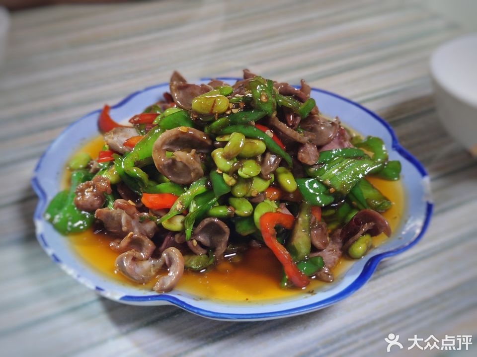 青椒毛豆鸡杂图片