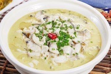 白汤酸菜鱼图片