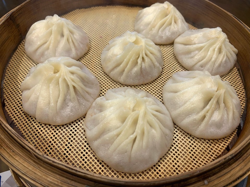江程瑾一味熏酱馆灌汤包