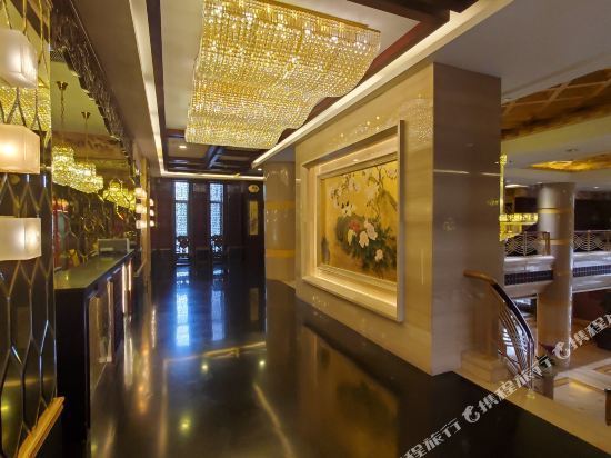 紫都苑宾馆位于通化市集安市云水路999号推荐菜:分类:三星级酒店;星级